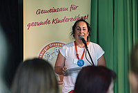 Morderation Bettina Bels, Büro zahnärztliche Gruppenprophylaxe Grußwort